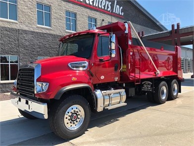 Freightliner 114SD Dump Truck